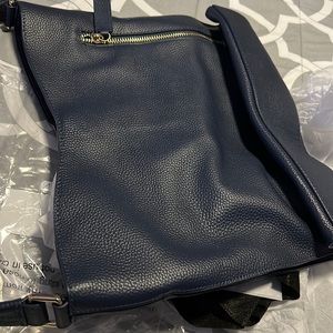 Tote Le Monde Leather Florence Slouch Bag in Blue  EUC